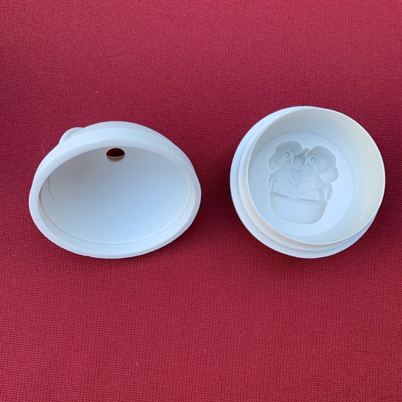 4 Star Wars Phantom Menace Widescreen VHS Chewbaca Stormtrooper Ice Mold Bundle - Picture 14 of 16